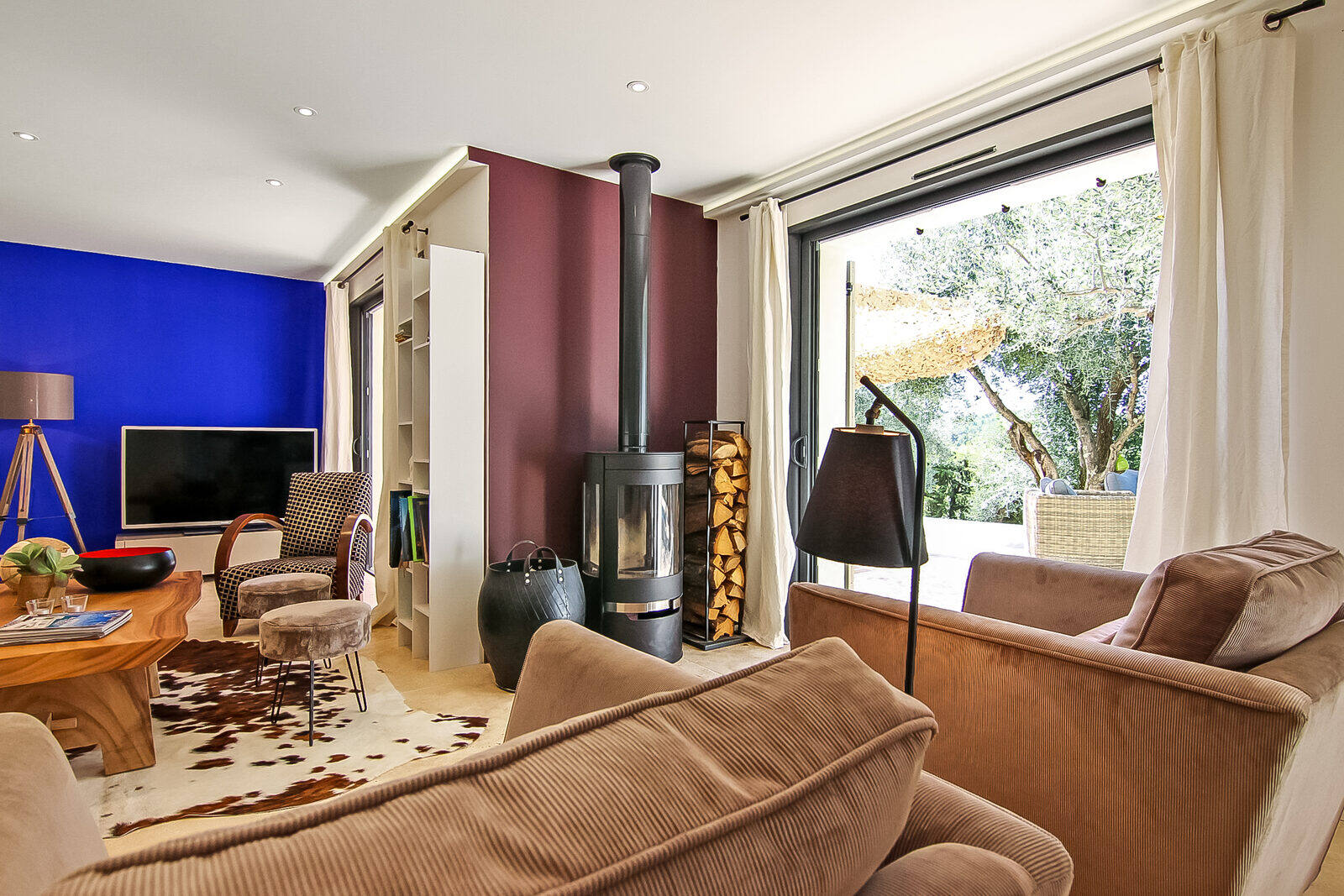 Détail d'intérieur Riviera, sujet régulier des articles du journal.