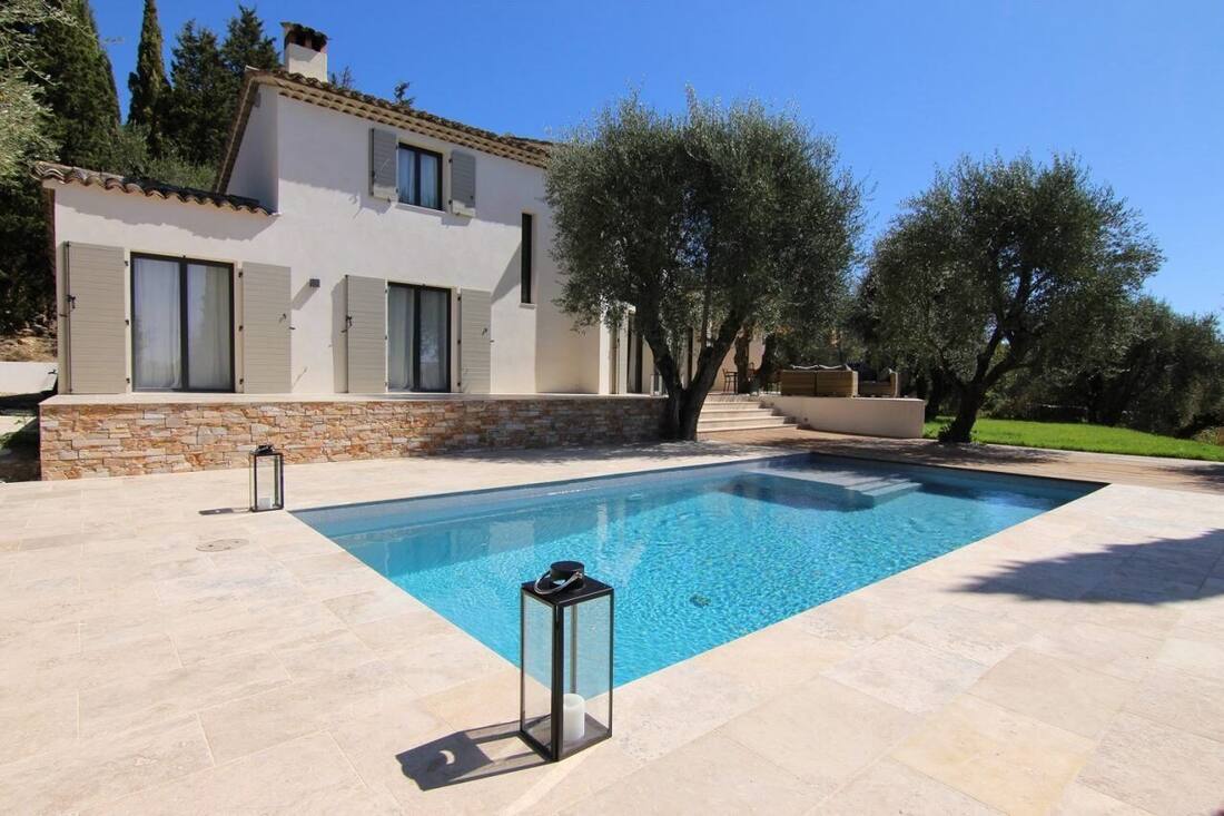Rénovation dans les Oliviers — Châteauneuf-Grasse